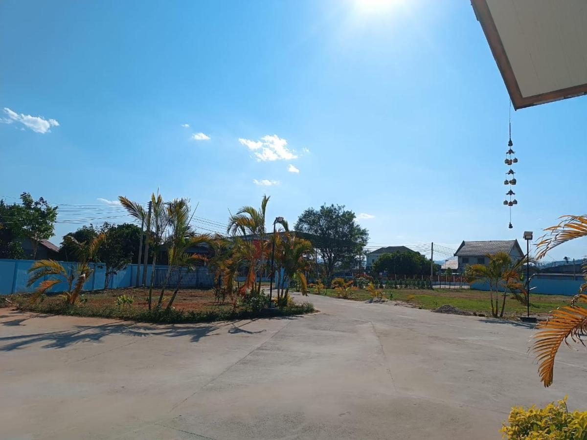 Hotel ເຮືອນພັກບີວີ à Ban Thongchai-Tai Extérieur photo